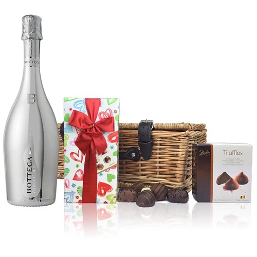 Bottega White Gold Pinot Nero Spumante Brut And Chocolates Hamper